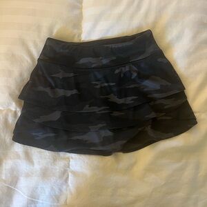 Athleta Black Camouflage Skirt